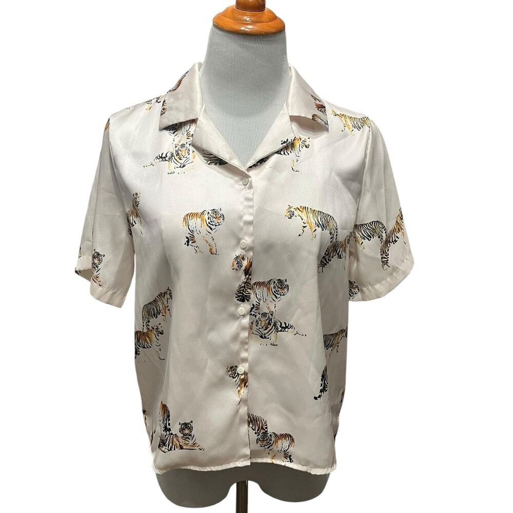 Shein Women Tiger Button Down Short Sleeve Blouse Top SIZE Small